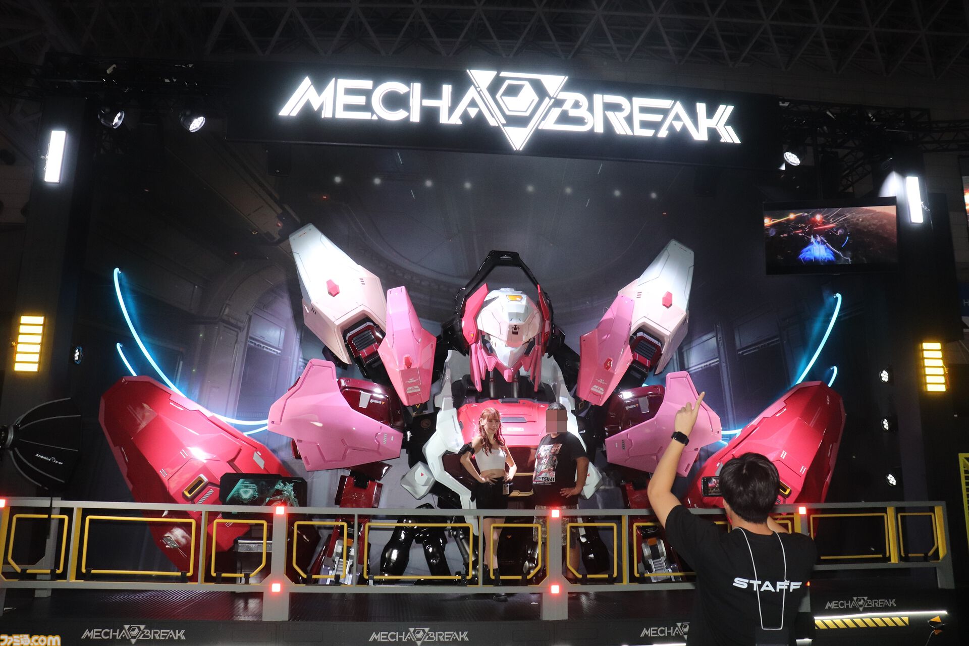 話題の近未来SFメカアクション『Mecha BREAK』ブースリポ―ト。巨大メカ“鳴神”＆コスプレイヤーさんとのフォトスポットやチュートリアルからじっくり魅力を味わえる試遊など豪華な出展内容【TGS2024】
