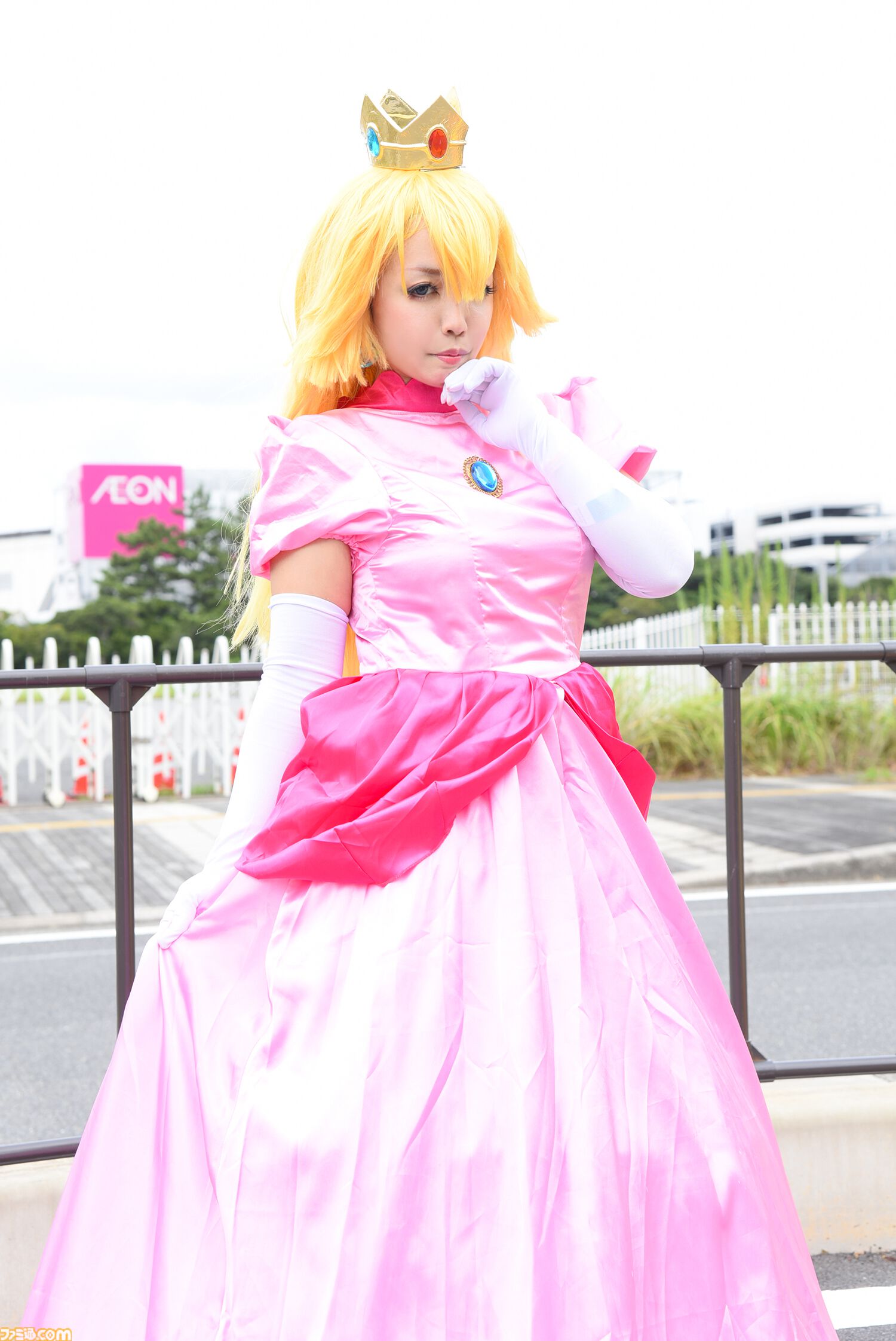 【コスプレ】『餓狼伝説CotW』ジェニー、『ロマサガ2リメイク』最終皇帝、『メタルギアソリッド デルタ』エヴァ……。TGS2024はコスプレイヤーも華やか