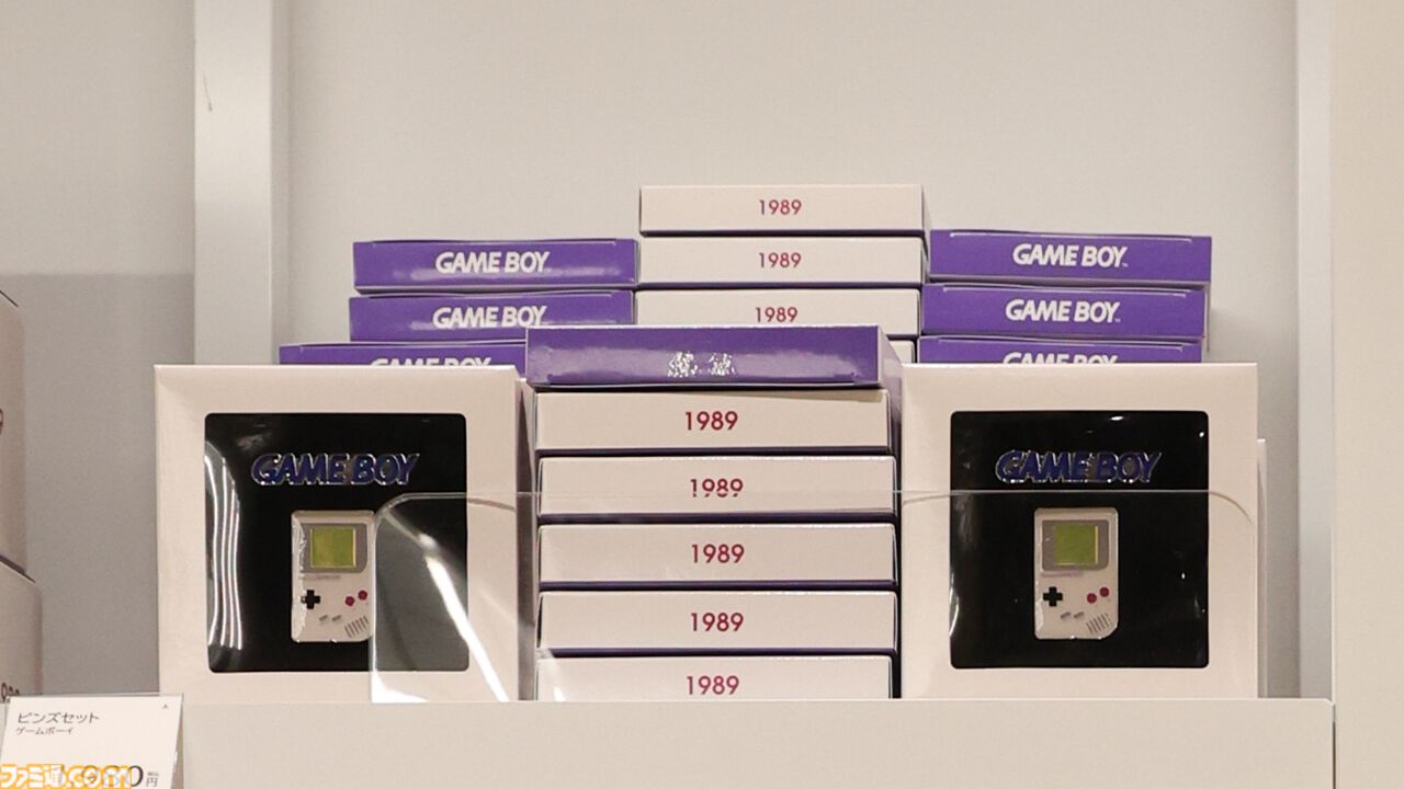 “ニンテンドーミュージアム”グッズまとめ。コントローラーの形をした巨大クッションや歴代ハードをモチーフにしたアイテムなど限定グッズが多数ラインアップ