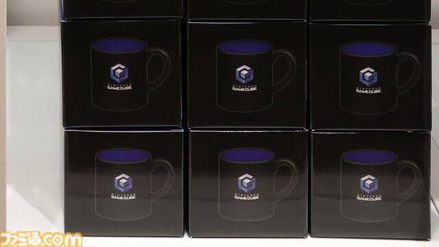 “ニンテンドーミュージアム”グッズまとめ。コントローラーの形をした巨大クッションや歴代ハードをモチーフにしたアイテムなど限定グッズが多数ラインアップ