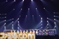 『シャニマス』6.5周年ライブ2日目リポート。『時限式狂騒ワンダーランド』『LINKs』など『シャニソン』発の楽曲を惜しみなく披露。各所で活躍し続けるアイドルたちの姿が感じられる公演に
