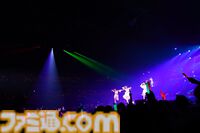 『シャニマス』6.5周年ライブ2日目リポート。『時限式狂騒ワンダーランド』『LINKs』など『シャニソン』発の楽曲を惜しみなく披露。各所で活躍し続けるアイドルたちの姿が感じられる公演に