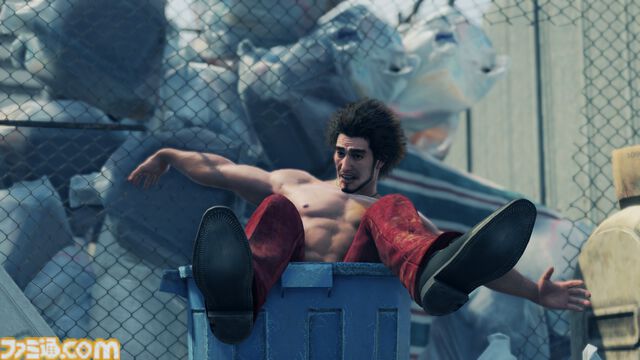 『龍が如く』ドラマ化記念バンドル2種が発売決定。『極』『極2』Tシャツセット、『7』『7外伝』『8』オリジナルケースセットで桐生一馬の伝説を体験せよ