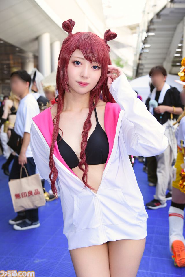 『ハンターハンター』連載再開で池ハロのコスプレでも注目か。夏は『ブルアカ』水着レイヤー多し。『デジモン』『学マス』など個性派レイヤー特集