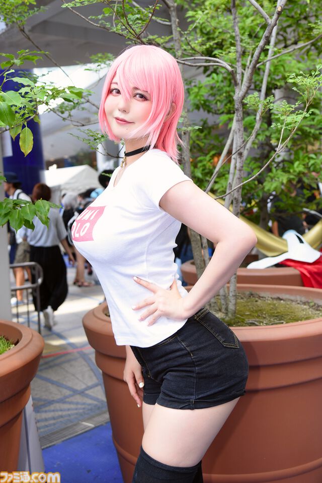『ハンターハンター』連載再開で池ハロのコスプレでも注目か。夏は『ブルアカ』水着レイヤー多し。『デジモン』『学マス』など個性派レイヤー特集