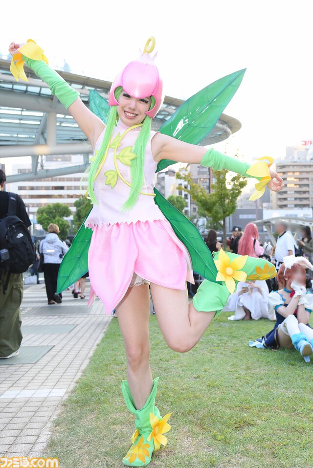 『ハンターハンター』連載再開で池ハロのコスプレでも注目か。夏は『ブルアカ』水着レイヤー多し。『デジモン』『学マス』など個性派レイヤー特集