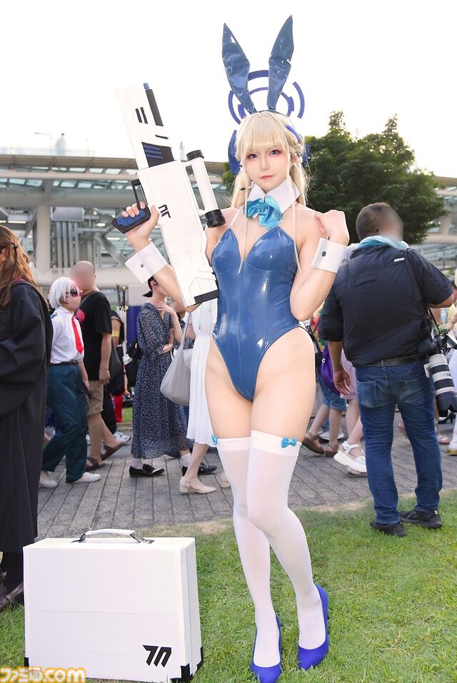 『ハンターハンター』連載再開で池ハロのコスプレでも注目か。夏は『ブルアカ』水着レイヤー多し。『デジモン』『学マス』など個性派レイヤー特集