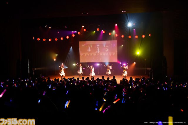 『アイマス シンデレラガールズ』Webラジオ『デレパ』公録イベント第10弾リポート。10周年記念テーマソング『でれぱ 拾年の宴』とともに、主宰の原さん＆青木さんと歩んだ航海を祝福