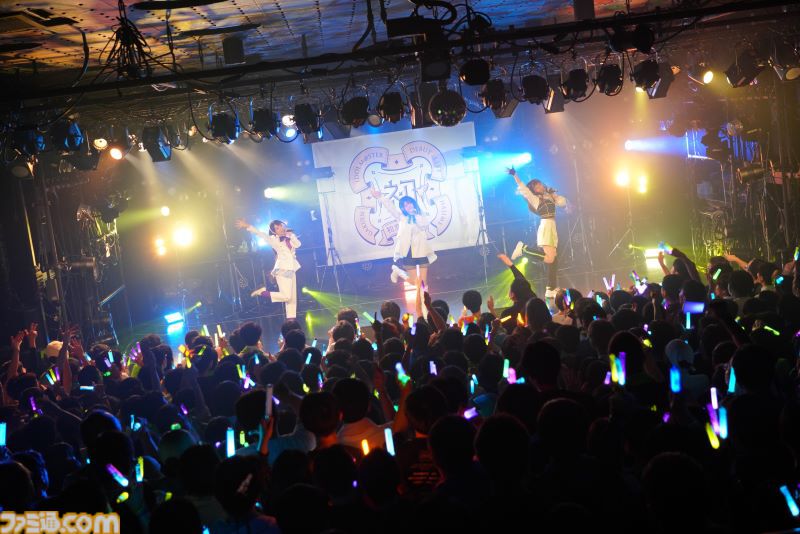 『学マス』デビューライブツアー“初恋公演”（大阪）リポート。清夏、麻央の新曲が初披露。歌いかたの緩急が心地よい、この3人ならではの魅力満載なステージに