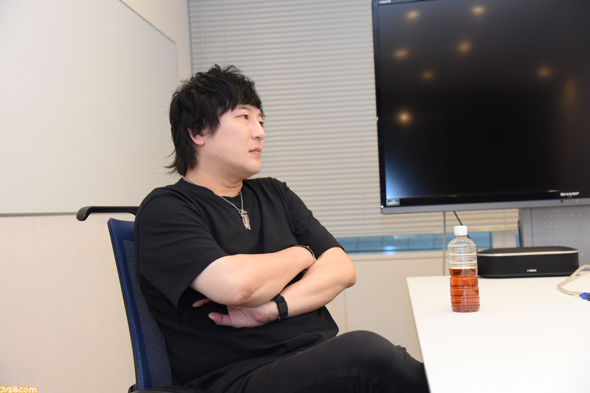 椎名慶治は『HIT : The World』を遊び続ける。テーマ曲を歌う人が引退したらかっこ悪いから。泥船かもしれないのに乗り込み、今日も文句を言い続ける【Let’s HIT制作秘話】