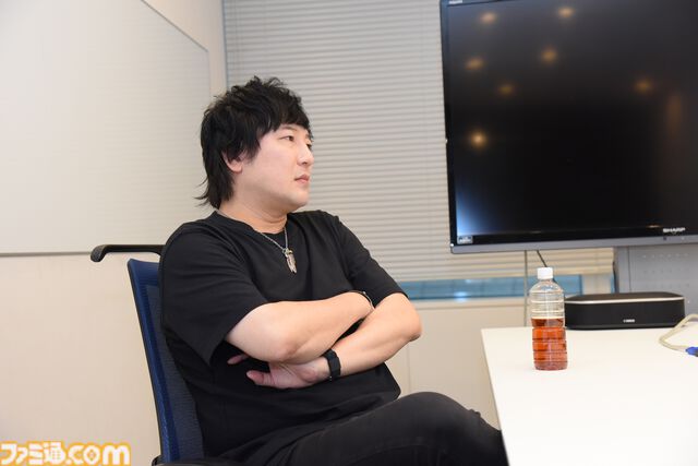 椎名慶治は『HIT : The World』を遊び続ける。テーマ曲を歌う人が引退したらかっこ悪いから。泥船かもしれないのに乗り込み、今日も文句を言い続ける【Let’s HIT制作秘話】