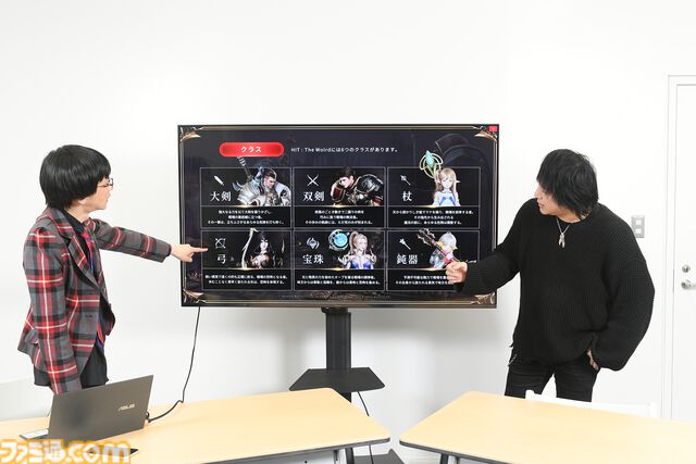 椎名慶治は『HIT : The World』を遊び続ける。テーマ曲を歌う人が引退したらかっこ悪いから。泥船かもしれないのに乗り込み、今日も文句を言い続ける【Let’s HIT制作秘話】