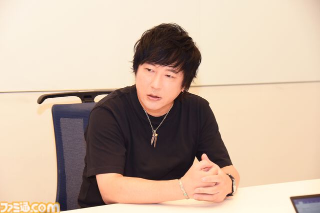椎名慶治は『HIT : The World』を遊び続ける。テーマ曲を歌う人が引退したらかっこ悪いから。泥船かもしれないのに乗り込み、今日も文句を言い続ける【Let’s HIT制作秘話】