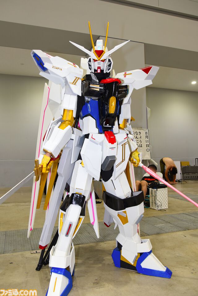 池ハロで流行りそうなコスプレ予想。お馴染みの『NIKKE』『ブルアカ』に加え、『ガンダムSEED FREEDOM』機体の人間サイズコスプレもあり!?