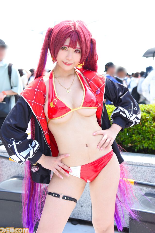 『ブルアカ』『NIKKE』などコスプレ写真50枚！ 夏コミでは『GANTZ』に『ターちゃん』も出現。池ハロでは充電期間に入った『ワンピース』にも注目か