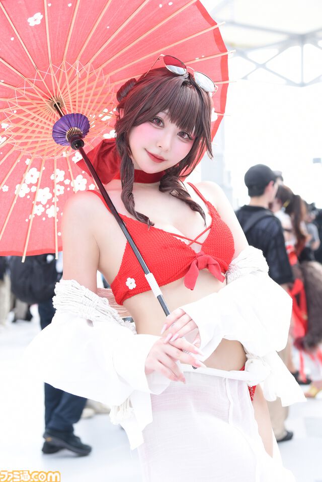 『ブルアカ』『NIKKE』などコスプレ写真50枚！ 夏コミでは『GANTZ』に『ターちゃん』も出現。池ハロでは充電期間に入った『ワンピース』にも注目か