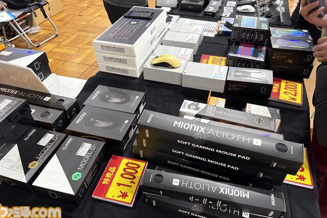 転売ヤーはゲーミングバザーに近寄らない方がいい。顔写真と個人情報を公式Tシャツにされるか、一生『Quake』を回すことになるから