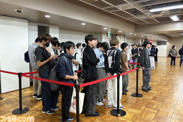 転売ヤーはゲーミングバザーに近寄らない方がいい。顔写真と個人情報を公式Tシャツにされるか、一生『Quake』を回すことになるから