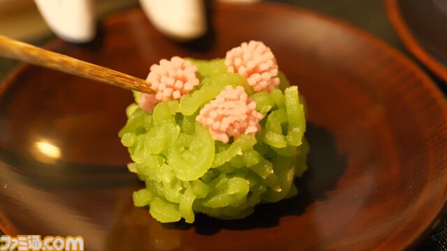 『祇（くにつがみ）』3992円（20%オフ）で購入できる初セール実施中。“京菓匠 鶴屋吉信”の和菓子をゲームに取り入れるメイキング映像も公開