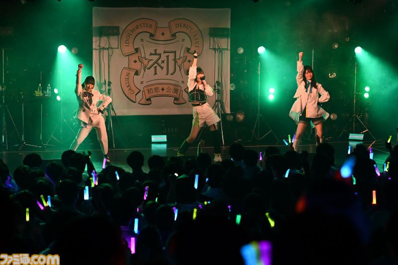 『学マス』デビューライブツアー“初恋公演”（広島）リポート。広の“素”を見せる新曲『コンテンポラリのダンス』が初披露！ 3人の声が綺麗に重なりあう、全体曲のパフォーマンスも見逃せない公演に
