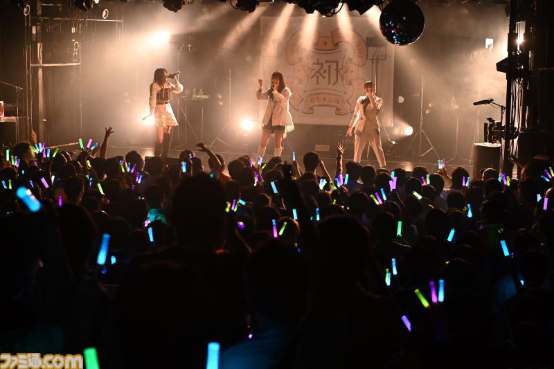 『学マス』デビューライブツアー“初恋公演”（広島）リポート。広の“素”を見せる新曲『コンテンポラリのダンス』が初披露！ 3人の声が綺麗に重なりあう、全体曲のパフォーマンスも見逃せない公演に