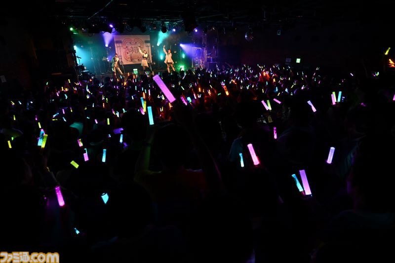 『学マス』デビューライブツアー“初恋公演”（広島）リポート。広の“素”を見せる新曲『コンテンポラリのダンス』が初披露！ 3人の声が綺麗に重なりあう、全体曲のパフォーマンスも見逃せない公演に