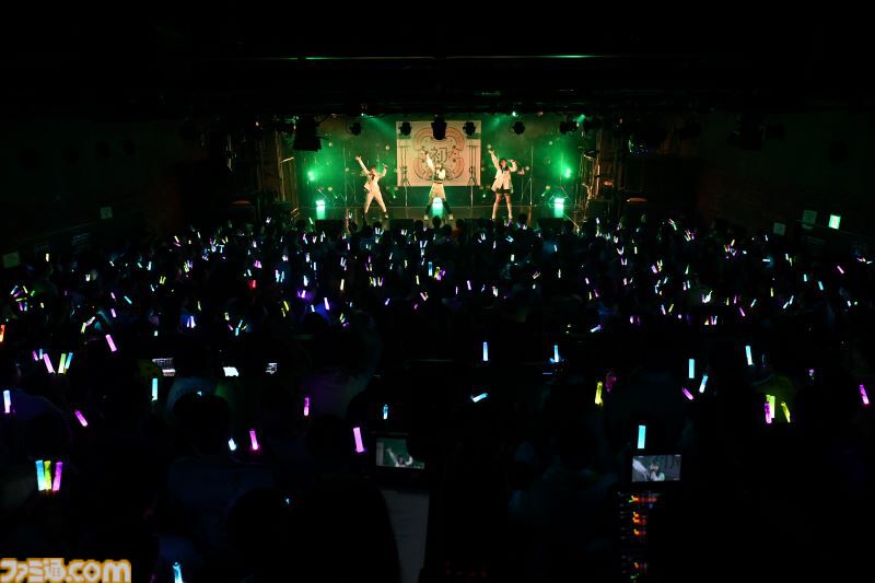 『学マス』デビューライブツアー“初恋公演”（広島）リポート。広の“素”を見せる新曲『コンテンポラリのダンス』が初披露！ 3人の声が綺麗に重なりあう、全体曲のパフォーマンスも見逃せない公演に