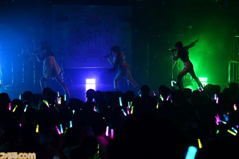 『学マス』デビューライブツアー“初恋公演”（広島）リポート。広の“素”を見せる新曲『コンテンポラリのダンス』が初披露！ 3人の声が綺麗に重なりあう、全体曲のパフォーマンスも見逃せない公演に
