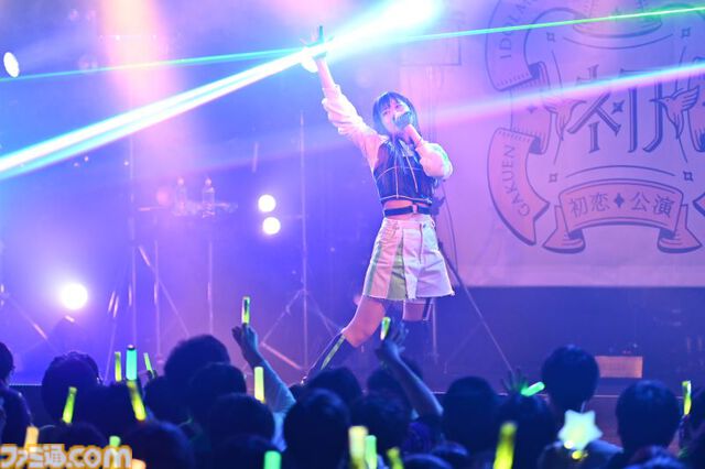 『学マス』デビューライブツアー“初恋公演”（広島）リポート。広の“素”を見せる新曲『コンテンポラリのダンス』が初披露！ 3人の声が綺麗に重なりあう、全体曲のパフォーマンスも見逃せない公演に