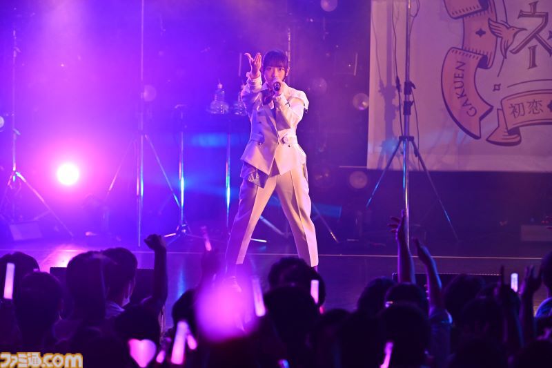 『学マス』デビューライブツアー“初恋公演”（広島）リポート。広の“素”を見せる新曲『コンテンポラリのダンス』が初披露！ 3人の声が綺麗に重なりあう、全体曲のパフォーマンスも見逃せない公演に