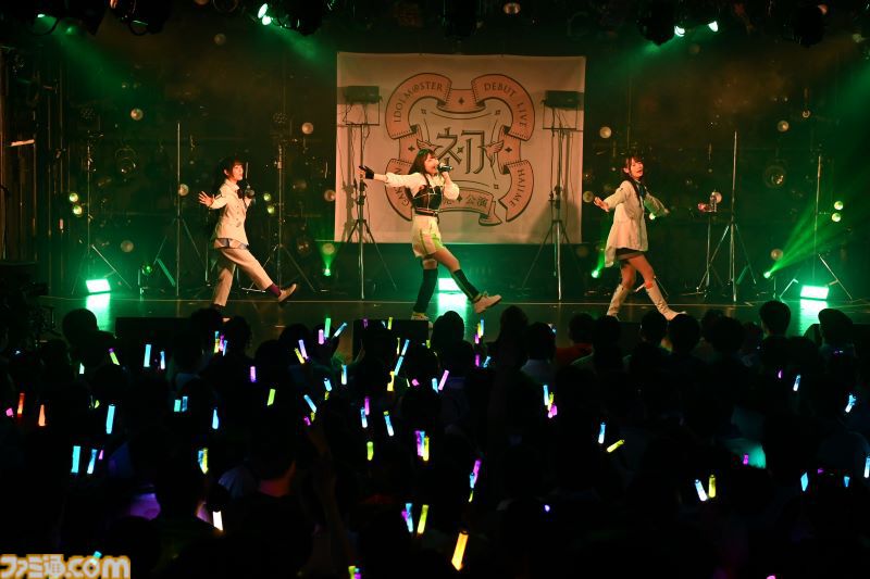 『学マス』デビューライブツアー“初恋公演”（広島）リポート。広の“素”を見せる新曲『コンテンポラリのダンス』が初披露！ 3人の声が綺麗に重なりあう、全体曲のパフォーマンスも見逃せない公演に