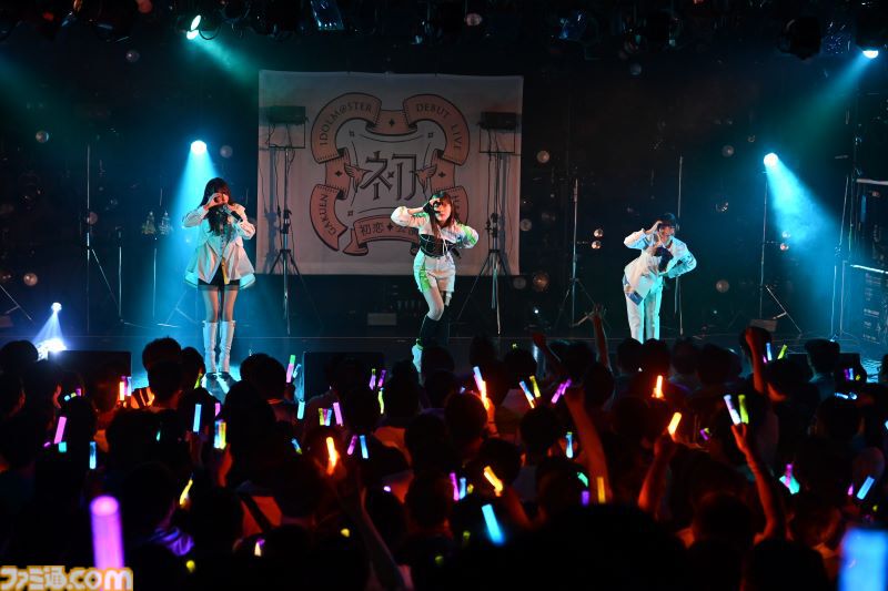 『学マス』デビューライブツアー“初恋公演”（広島）リポート。広の“素”を見せる新曲『コンテンポラリのダンス』が初披露！ 3人の声が綺麗に重なりあう、全体曲のパフォーマンスも見逃せない公演に