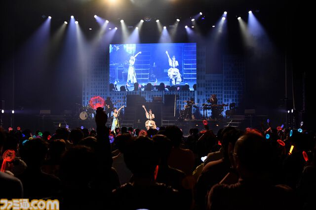 『シュタゲ』15周年イベントリポート。宮野真守さんをはじめとするラボメンたちの名セリフの生朗読は感涙必至。アーティスト陣によるライブパフォーマンスも大盛況