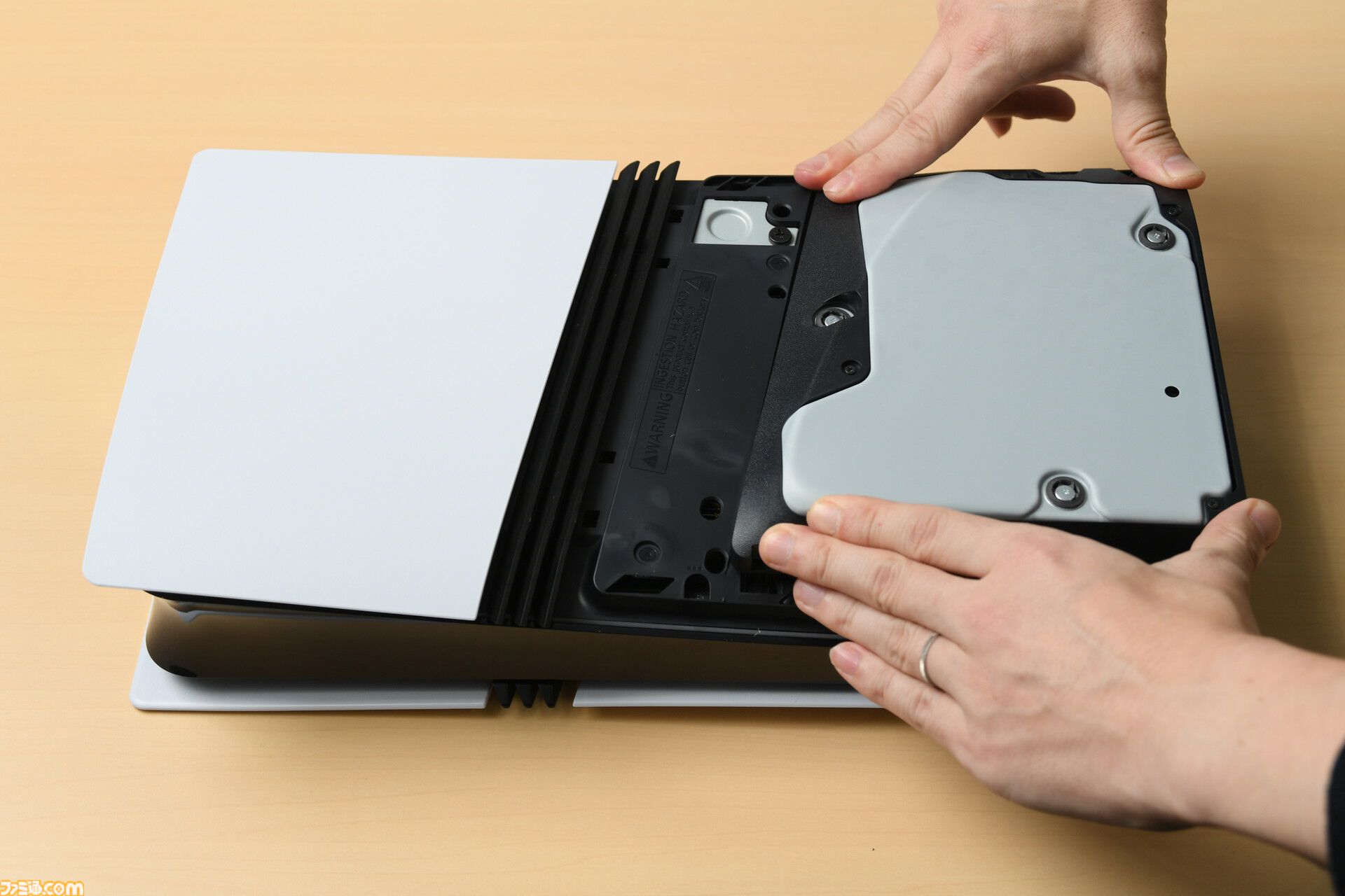 ps5pro本体とディスクドライブ ps5pro本体とディスクドライブ ps5pro本体とディスクドライブ 新型PS5