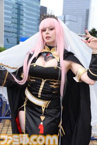 【コスプレ】『ドラクエ3リメイク』勇者、武闘家、遊び人、賢者が池袋に集結！ 『NIKKE』『ブルアカ』レイヤーたちも駆けつけた“池ハロ2024”リポート