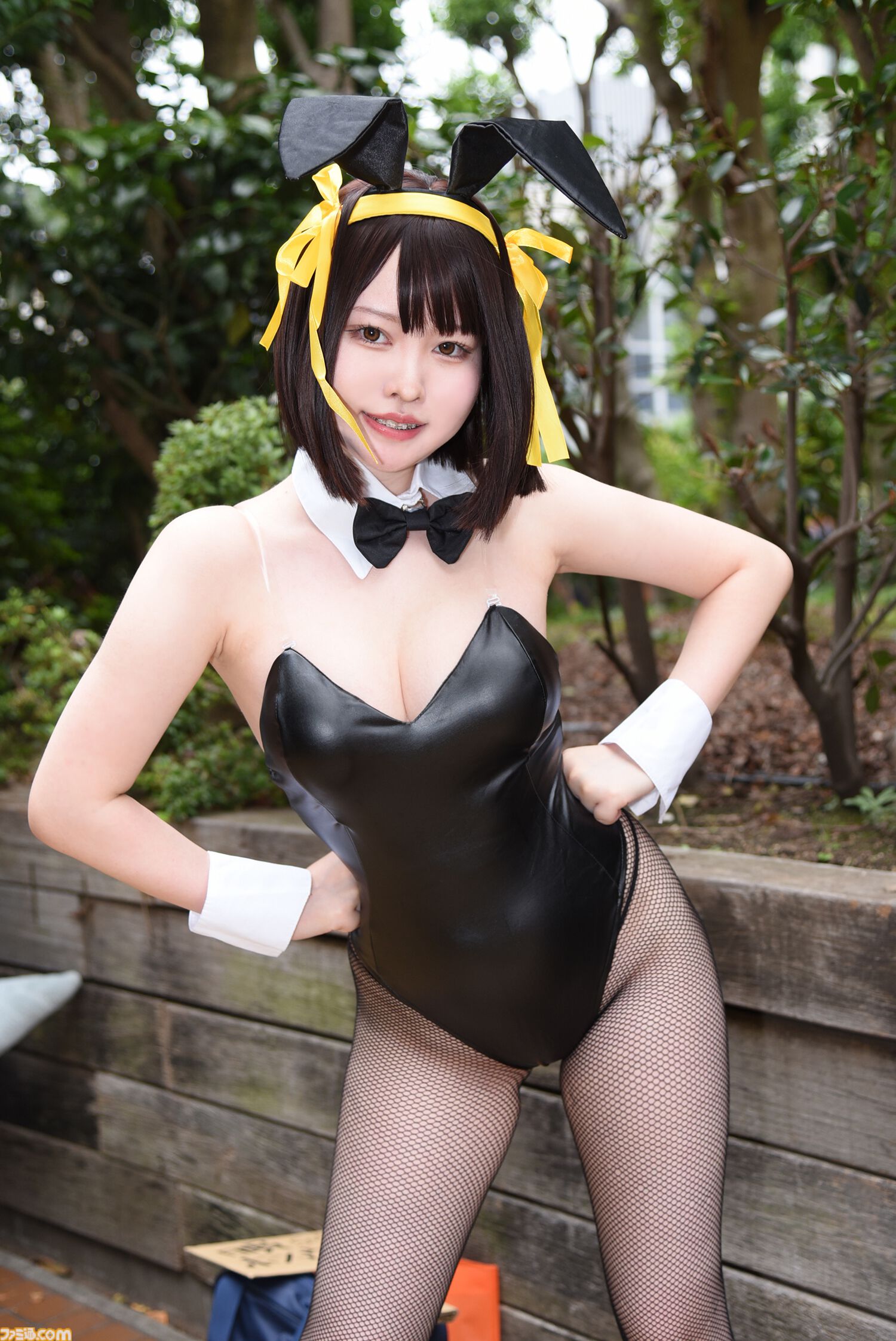 【コスプレ】『ドラクエ3リメイク』勇者、武闘家、遊び人、賢者が池袋に集結！ 『NIKKE』『ブルアカ』レイヤーたちも駆けつけた“池ハロ2024”リポート
