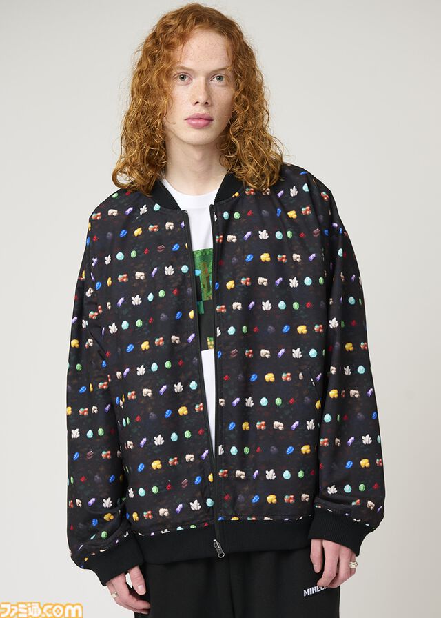 『マイクラ』クリーパーTシャツなどグラニフコラボ商品が11月26日発売。アレックスとゾンビたちの夜の攻防を再現したスウェットパーカーがユニーク