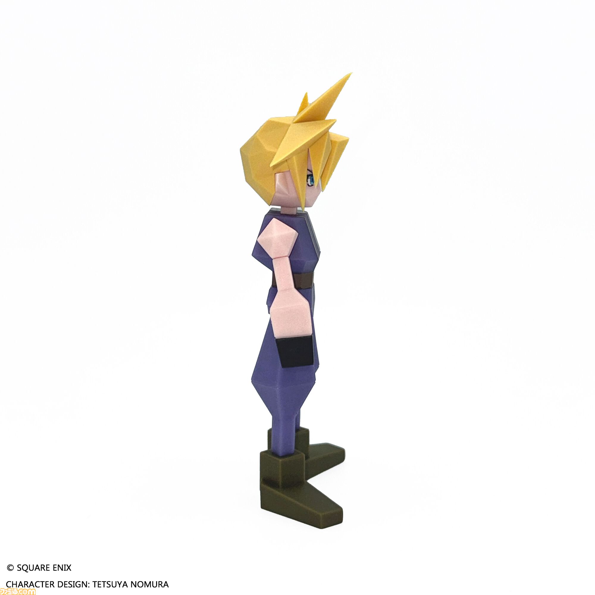 FF7』からクラウドのポリゴンソフビの発売が決定。オリジナルの