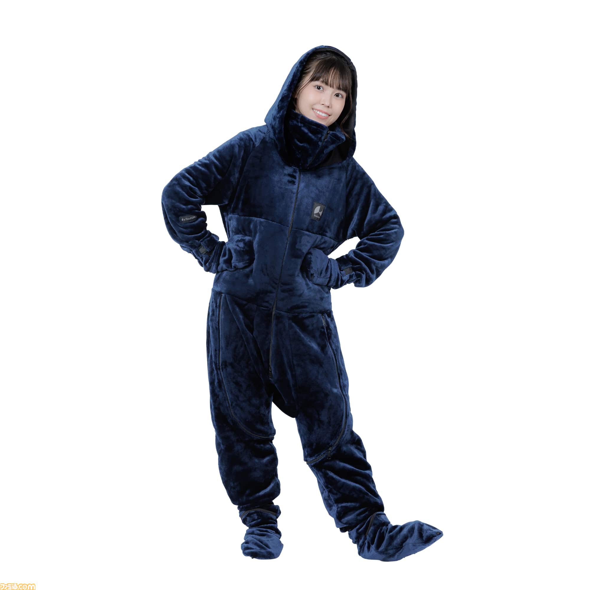 ゲーミング着る毛布“ダメ着”に新色ブルーネイビーが追加。暖か