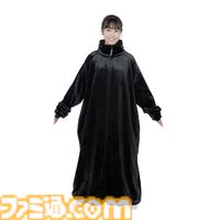 ゲーミング着る毛布“ダメ着”に新色ブルーネイビーが追加。暖かさと機動性を両立した冬のゲーミングルームウェア、今年も本格販売スタート