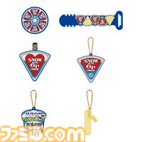 『雪印メグミルク』さけるチーズの大きなクッションが一番くじで本日（11/16）登場。雪印北海道バターのブランケットや雪印コーヒーを再現したグラスもグッズに