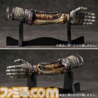『SEKIRO』隻腕の狼が装備する義手が1/2スケールレプリカで登場。指先まで動くフル稼働仕様に加え、コンセプトアート通りの分解も可能