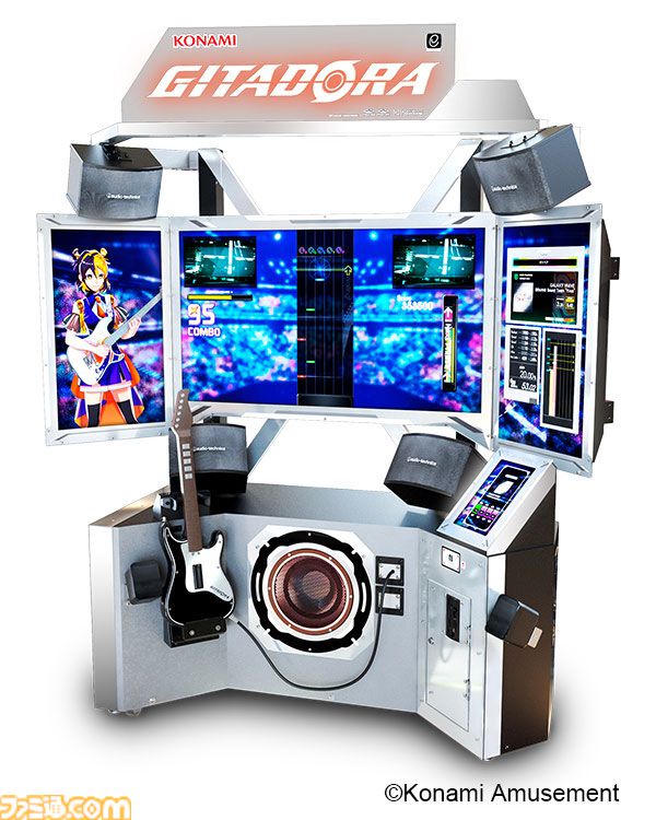 『ギタドラ』新筐体はトリプルモニターとスピーカー7個でド迫力の演奏に。キャラクターとのセッション演出にイカす【アミューズメント エキスポ 2024】