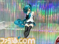 ぬーどるストッパーは水着の美少女から世紀末覇者まで網羅する。生活に溶け込むフィギュアシリーズ10年の歴史【アミューズメント エキスポ 2024】