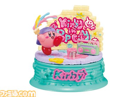 『星のカービィ』レトロポップなかわいい台座付きフィギュア“Kirby in Pop City!!”が発売。カービィ＆ワドルディの楽しそうなワンシーンを立体化