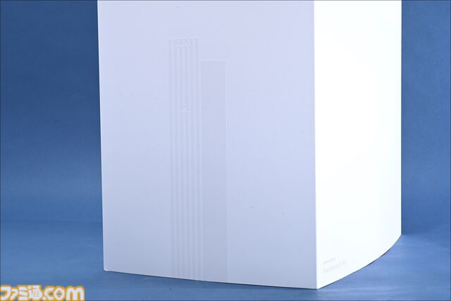 プレステ30周年記念モデルPS5Pro開封リポ。初代PSの配色や限定ロゴがカッコよすぎる、アクセサリーや化粧箱へのこだわりもスゴい