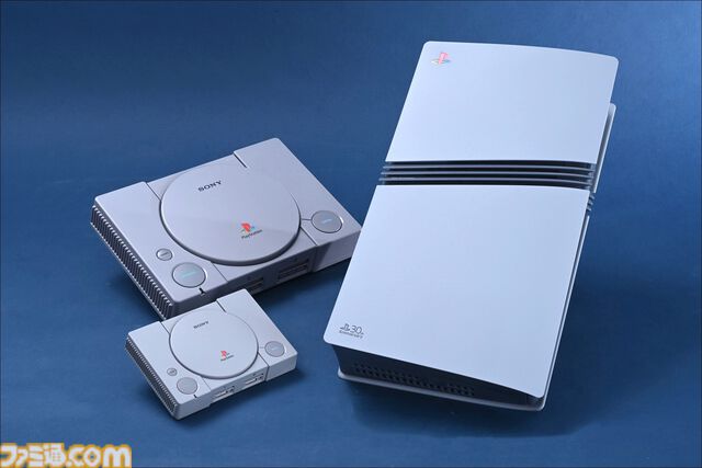 プレステ30周年記念モデルPS5Pro開封リポ。初代PSの配色や限定ロゴがカッコよすぎる、アクセサリーや化粧箱へのこだわりもスゴい