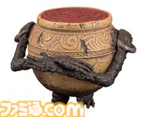 『エルデンリング』小壺だらけのカプセルトイが販売開始。フレーバーテキストが書かれた特典カード同梱。運がよければ“勇者の肉塊”も入ってる