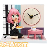 『スパイファミリー』新作一番くじが本日（11/29）発売。パンの焼き目がニッコリ笑ったアーニャになるホットサンドメーカーが登場