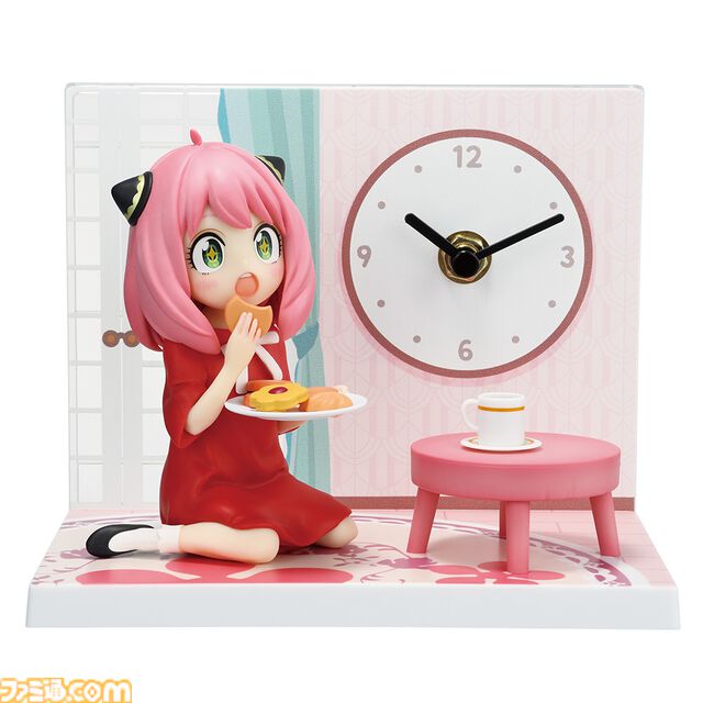 『スパイファミリー』新作一番くじが本日（11/29）発売。パンの焼き目がニッコリ笑ったアーニャになるホットサンドメーカーが登場